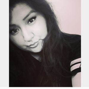 Meet your Posher, Kenia